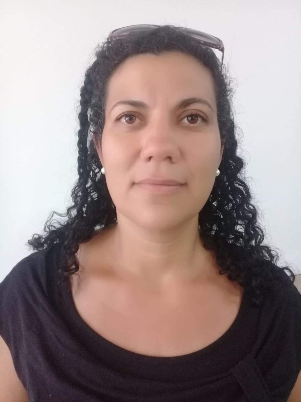 Elisangela Medina - 2ª Secretária